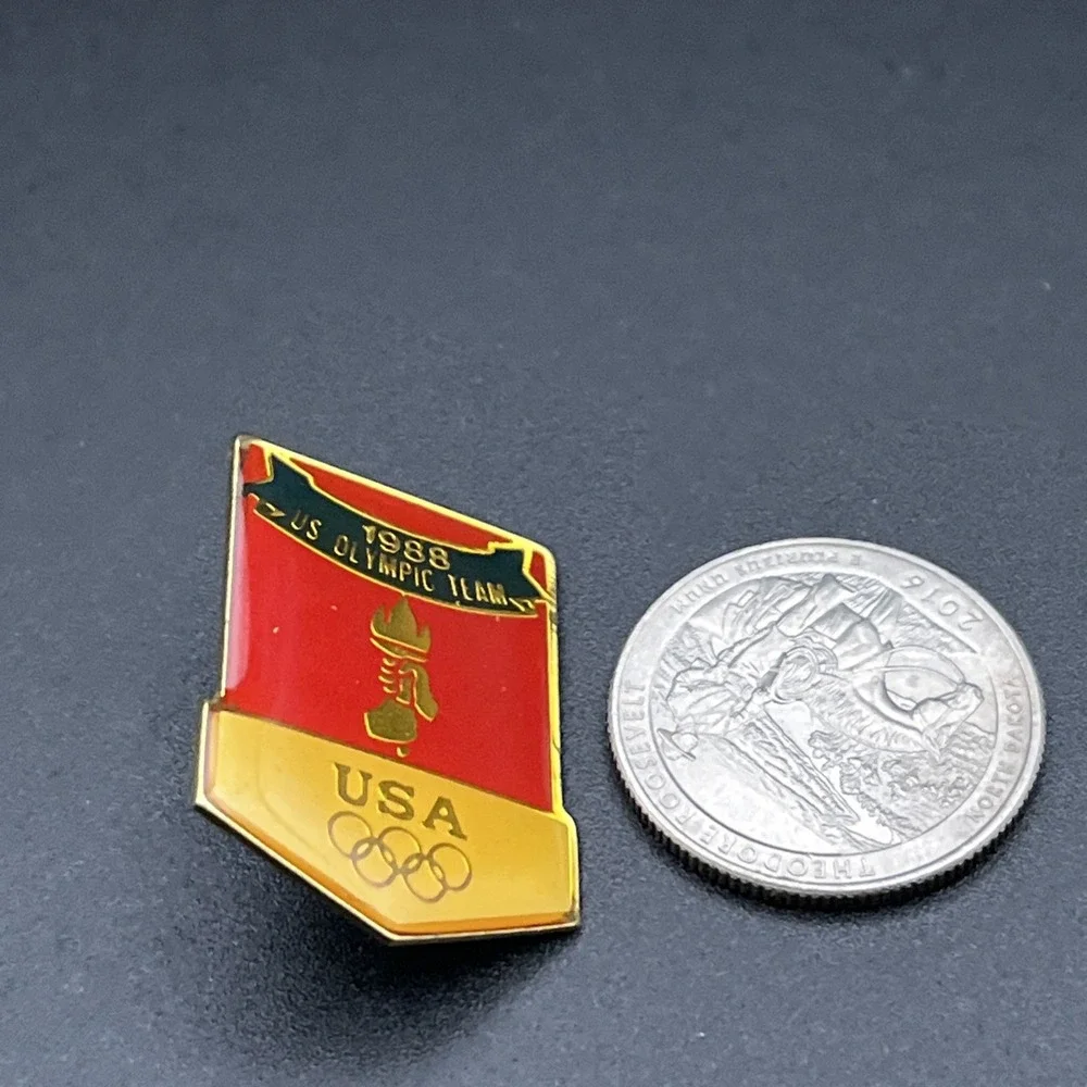 1988 Seoul Olympics Team USA U.S. Olympic Team Lapel Hat Pin‎